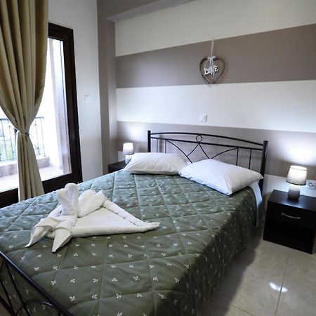 San Giorgio Luxury Apartments Ierissós Eksteriør bilde
