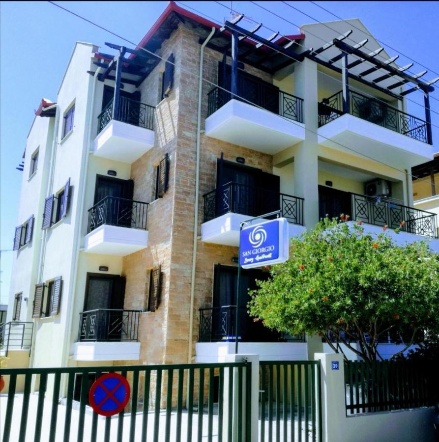 San Giorgio Luxury Apartments Ierissós Eksteriør bilde